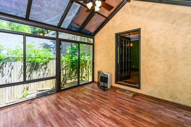 204 W Florida Ave, Urbana, IL 61801 - view of unfurnished sunroom