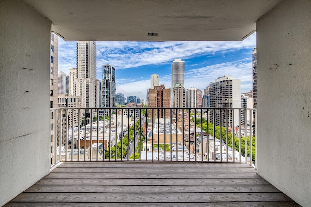 1000 N Lake Shore Plz Unit 17C, Chicago, IL 60611 - balcony with a view of skyline