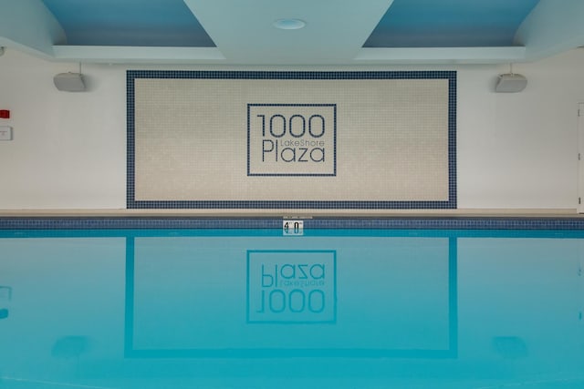 1000 N Lake Shore Plz Unit 17C, Chicago, IL 60611 - view of indoor community pool