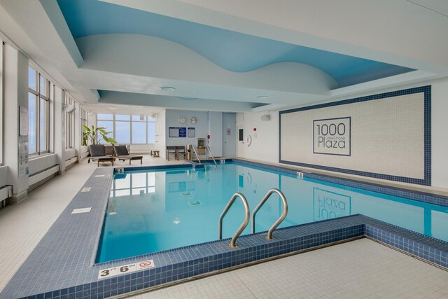 1000 N Lake Shore Plz Unit 17C, Chicago, IL 60611 - view of indoor community pool