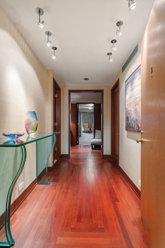 161 E Chicago Ave Unit 33De, Chicago, IL 60611 - hall with baseboards and wood finished floors