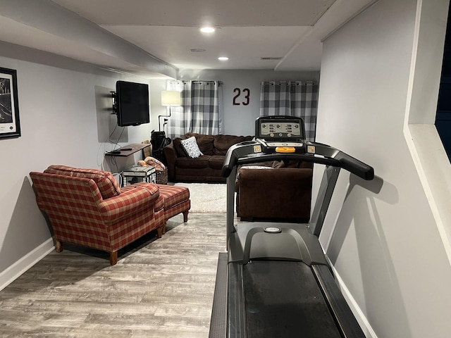 1539 Wincanton Dr, Deerfield, IL 60015 - living area featuring wood finished floors and recessed lighting