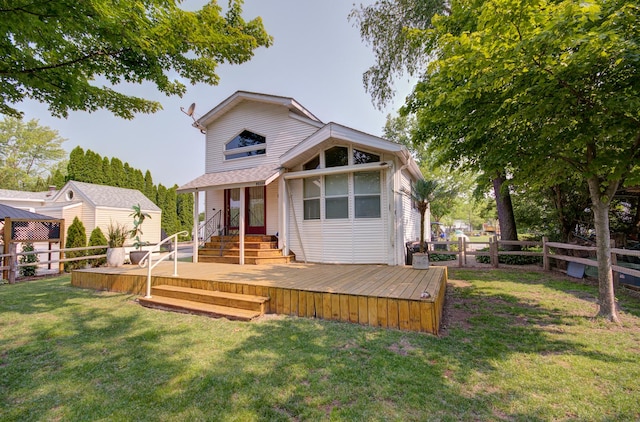 166 Fossil Cove Ln, Wilmington, IL 60481 - rear view of property featuring a deck