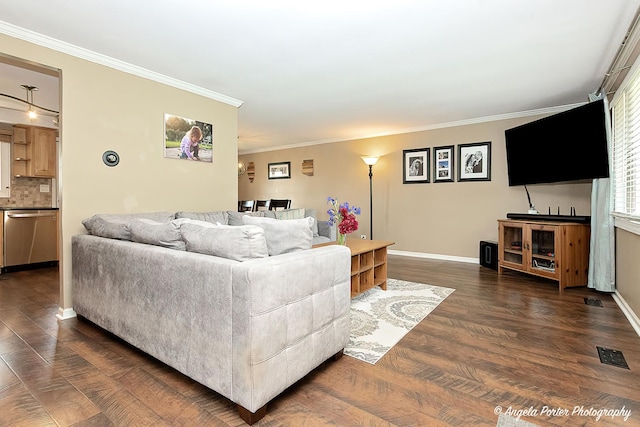 909 Aimtree Pl, Schaumburg, IL 60194 - living room featuring ornamental molding, baseboards, and dark wood finished floors