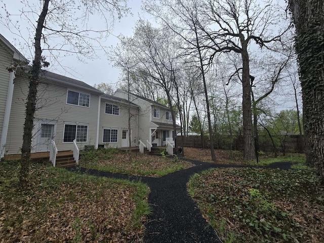 19 N Macgillis Dr Unit 19, Round Lake, IL 60073 - view of back of house