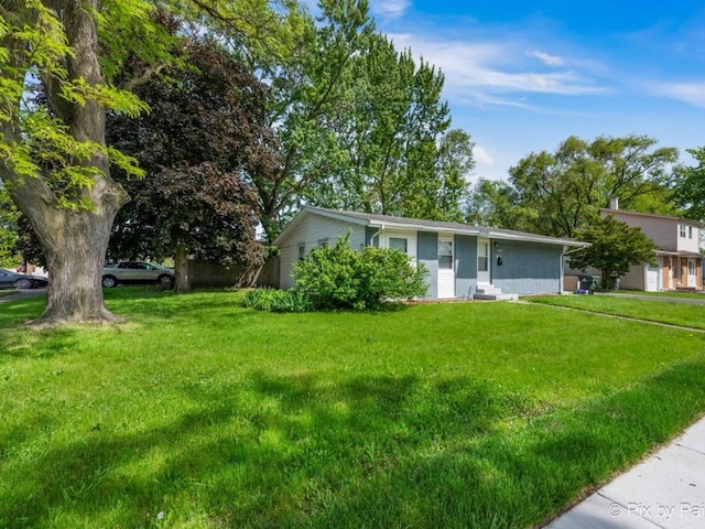15403 Dorchester Ave, Dolton, IL 60419 - view of front of home featuring a front lawn