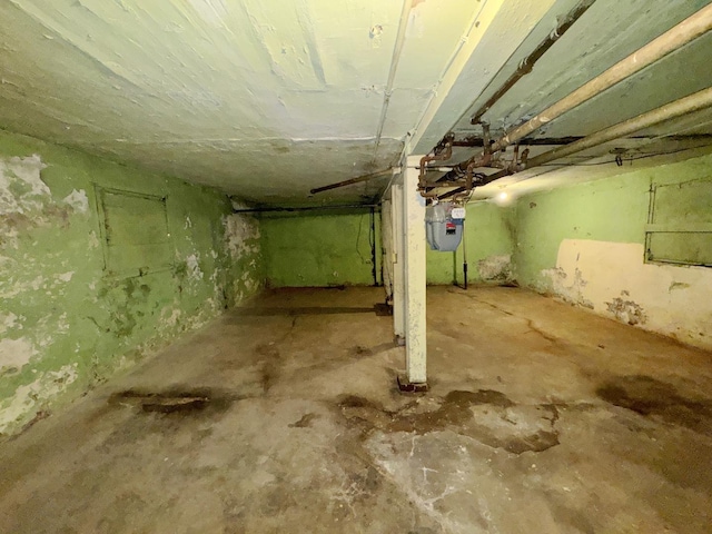 7514 S Rhodes Ave, Chicago, IL 60619 - unfinished below grade area featuring gas meter