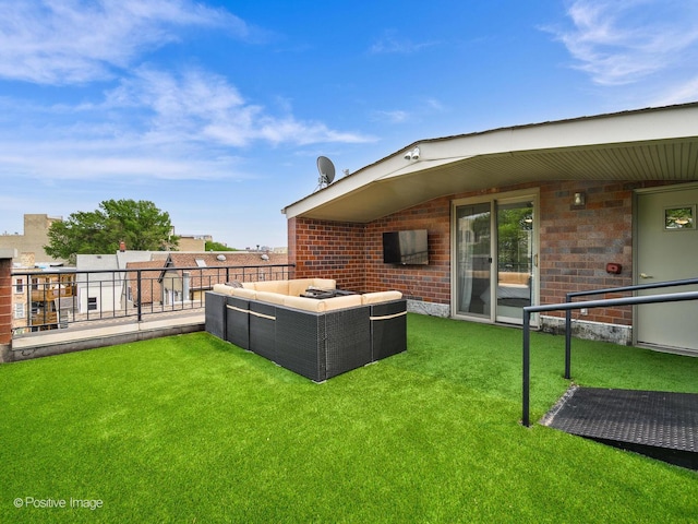 1344 W George St Unit 3, Chicago, IL 60657 - view of green lawn with outdoor lounge area