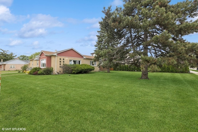 5112 N Canfield Ave, Norridge, IL 60706 - view of green lawn