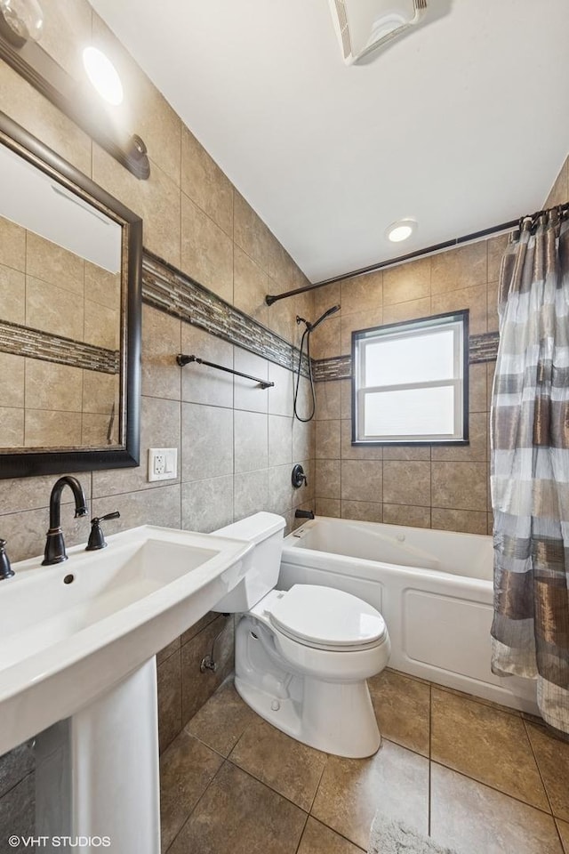 5112 N Canfield Ave, Norridge, IL 60706 - full bathroom with tile walls, shower / bathtub combination with curtain, toilet, and decorative backsplash