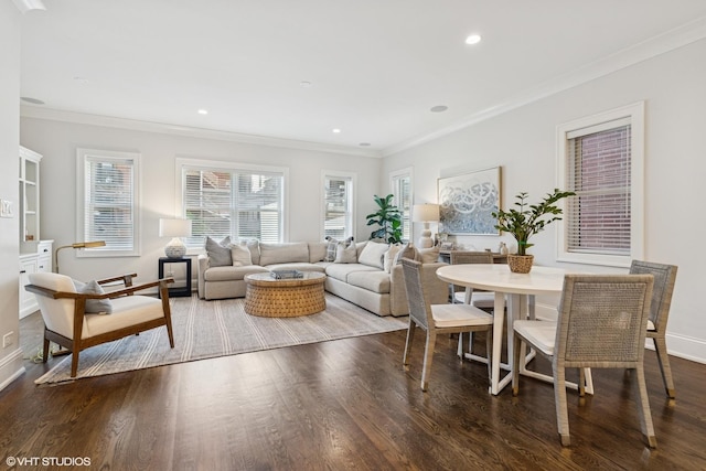 843 W Buckingham Pl Unit 1W, Chicago, IL 60657 - living area with ornamental molding, wood finished floors, baseboards, and recessed lighting