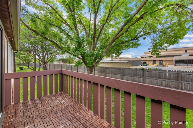 2800 Northampton Dr Unit A2, Rolling Meadows, IL 60008 - deck with a fenced backyard