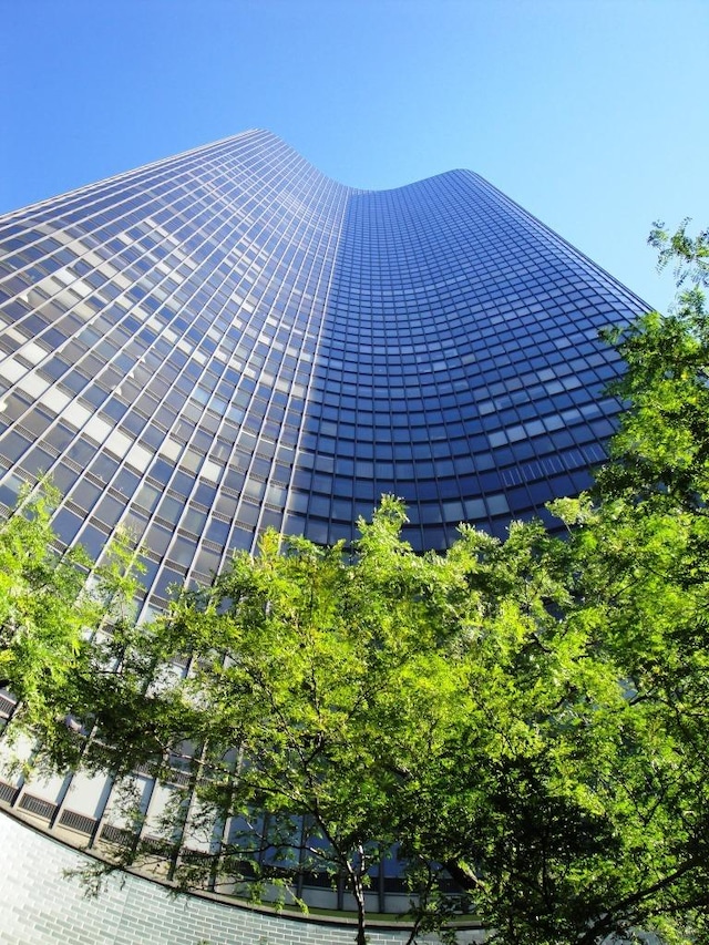 505 N Lake Shore Dr Unit 2206-2207, Chicago, IL 60611 - view of building exterior