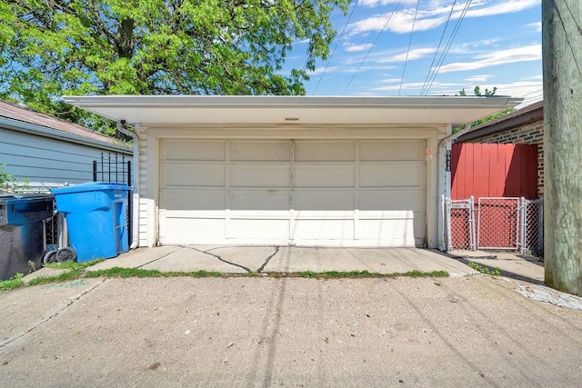 5438 S Hamlin Ave, Chicago, IL 60632 - view of detached garage