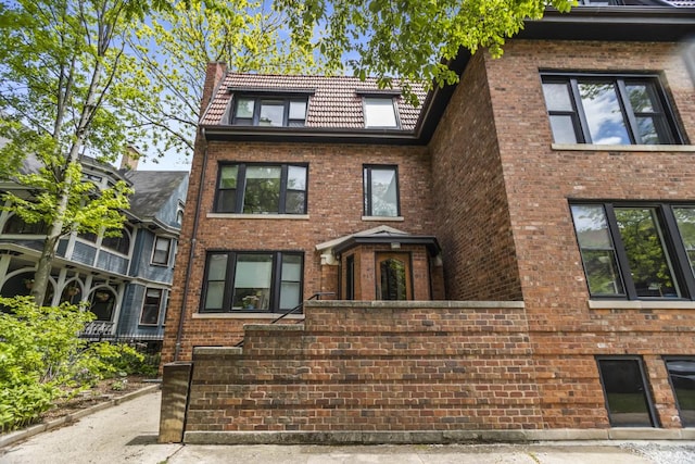 913 Michigan Ave Unit 3, Evanston, IL 60202 - view of front facade featuring brick siding