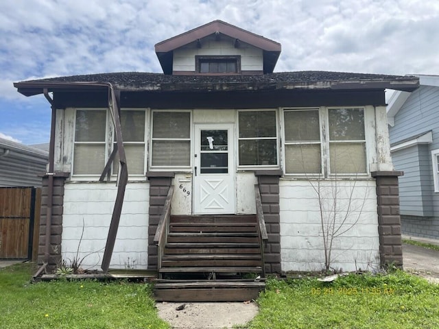 669 Douglas Ave, Calumet City, IL 60409 - photo 1