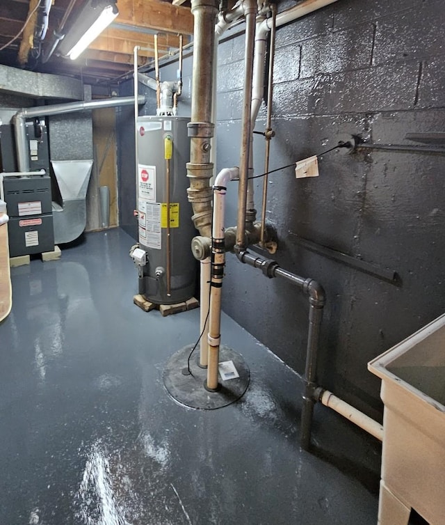3912 W Hayford St, Chicago, IL 60652 - utility room with gas water heater and heating unit