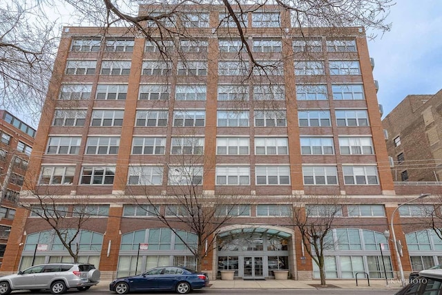 933 W Van Buren St Unit 424, Chicago, IL 60607 - view of apartment building / complex