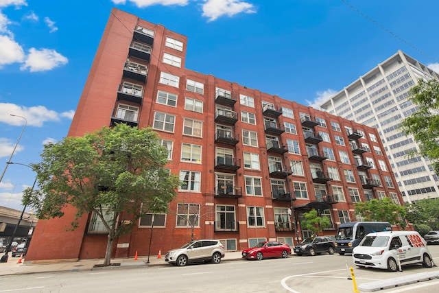 420 S Clinton St Unit 102A, Chicago, IL 60607 - view of apartment building / complex