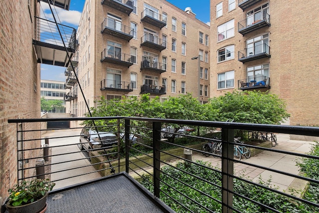 420 S Clinton St Unit 102A, Chicago, IL 60607 - view of balcony