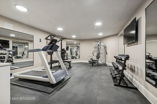 14 Vandenbergh Dr, South Barrington, IL 60010 - workout area with recessed lighting and baseboards