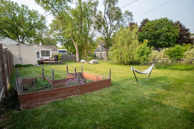 307 Highland Rd, Grayslake, IL 60030 - view of yard featuring a vegetable garden