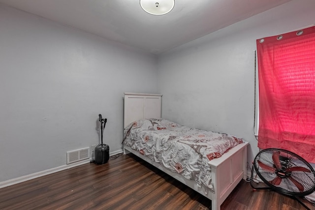21 165th St, Calumet City, IL 60409 - bedroom with wood finished floors and baseboards