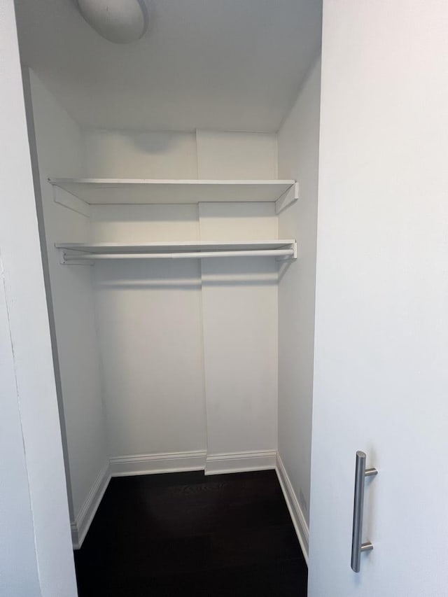 1850 N Clark St Unit 2106, Chicago, IL 60614 - view of closet