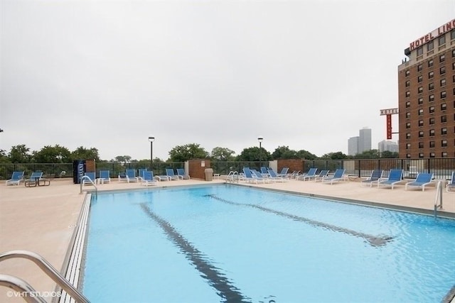 1850 N Clark St Unit 2106, Chicago, IL 60614 - community pool featuring a patio area