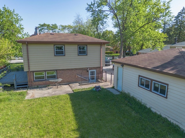 34 E 159th St, South Holland, IL 60473 - rear view of house featuring a patio area and brick siding
