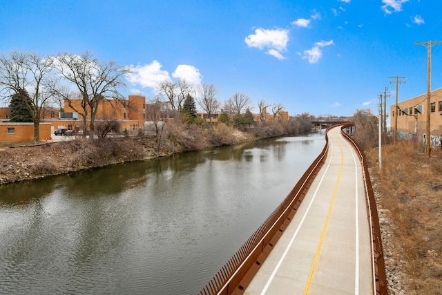 4343 N Richmond Ave Unit 3N, Chicago, IL 60618 - water view with nearby suburban area