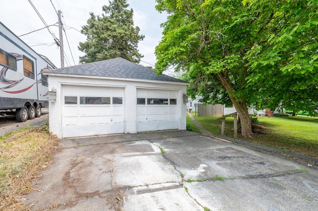 4 E Lincoln St, Mount Morris, IL 61054 - view of detached garage