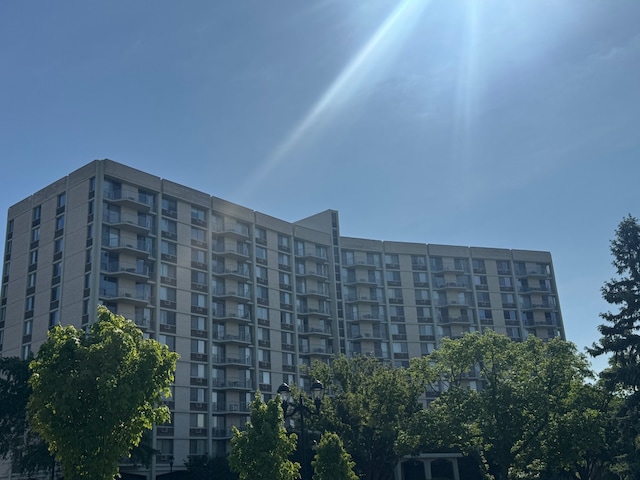 20 N Tower Rd Unit 6J, Oak Brook, IL 60523 - view of apartment building / complex