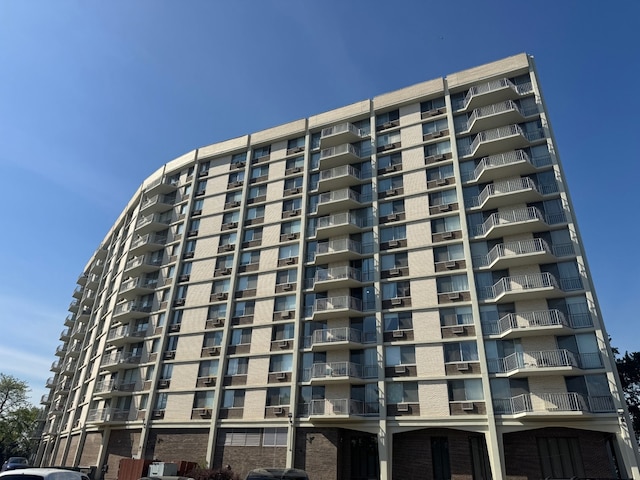 20 N Tower Rd Unit 6J, Oak Brook, IL 60523 - view of apartment building / complex