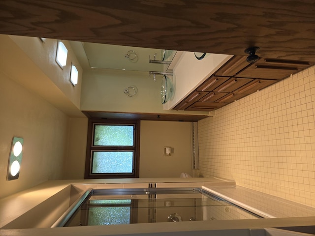 1720 Stratford Ln, Rockford, IL 61107 - view of hall