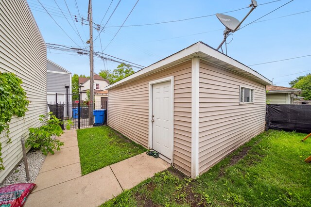 4114 W Cornelia Ave, Chicago, IL 60641 - photo 13