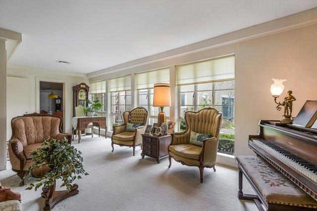 1314 S Chester Ave, Park Ridge, IL 60068 - sunroom with healthy amount of natural light