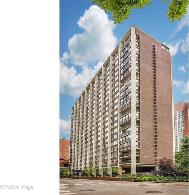 1 E Schiller St Unit 8B, Chicago, IL 60610 - view of building exterior