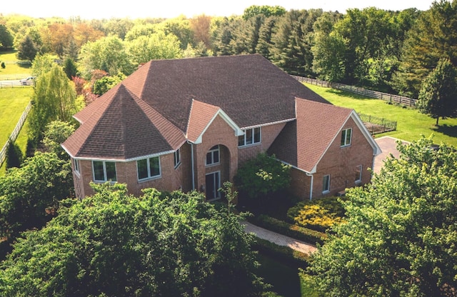 11 Moate Ln, Barrington Hills, IL 60010 - view of front of home with brick siding