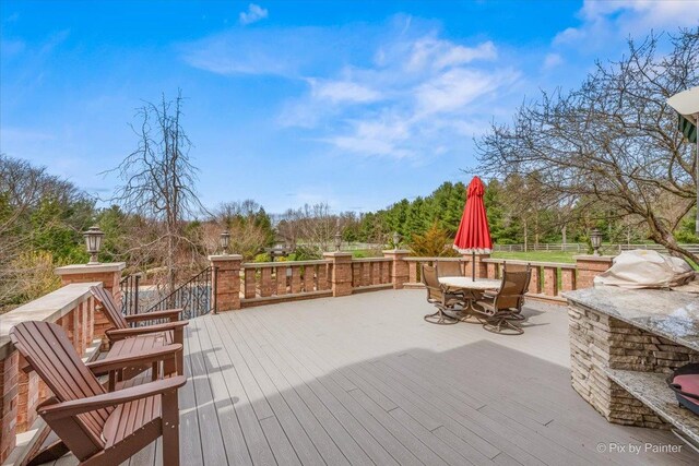 11 Moate Ln, Barrington Hills, IL 60010 - deck featuring outdoor dining space