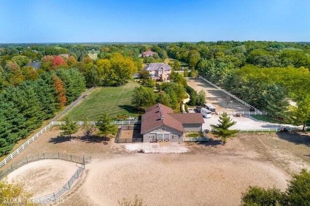 11 Moate Ln, Barrington Hills, IL 60010 - view of subject property with a heavily wooded area