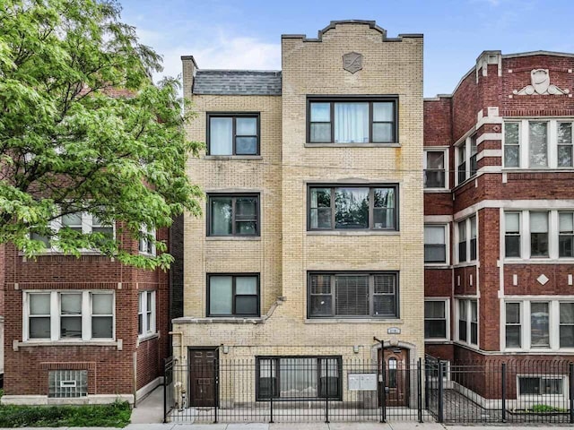 5791 N Ridge Ave, Chicago, IL 60660 - photo 2
