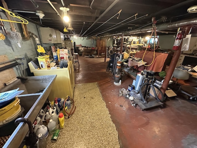 347 156th St, Calumet City, IL 60409 - unfinished basement featuring washer and clothes dryer and a workshop area