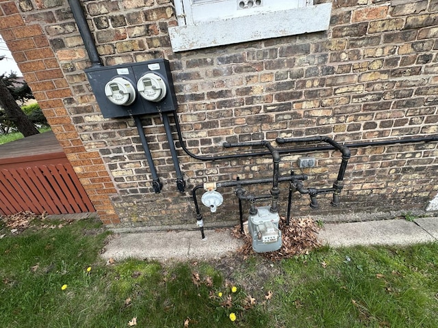 347 156th St, Calumet City, IL 60409 - exterior view of brick siding and electric meter