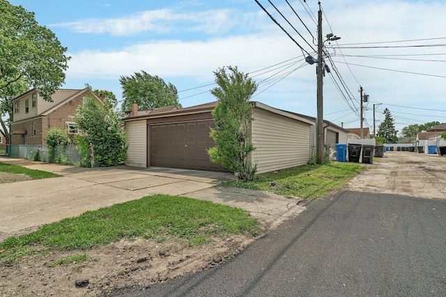 5200 S Newcastle Ave, Chicago, IL 60638 - view of detached garage
