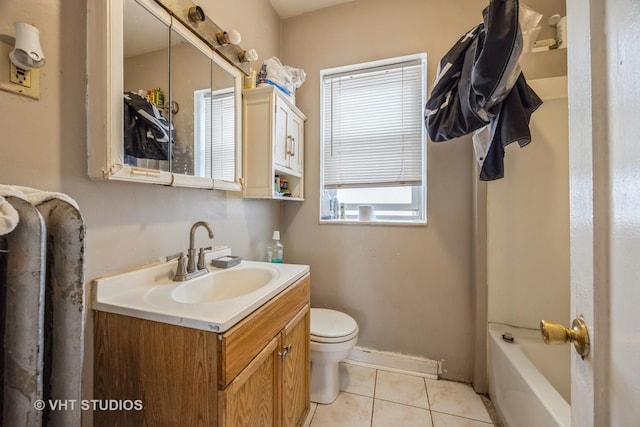 22 S Austin Blvd, Oak Park, IL 60302 - full bath featuring vanity, tile patterned floors, and bathtub / shower combination