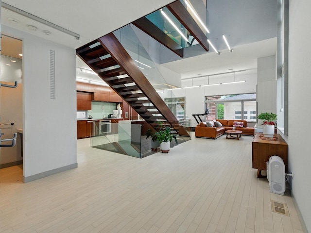 7415 W Main St, Niles, IL 60714 - lobby with stairway