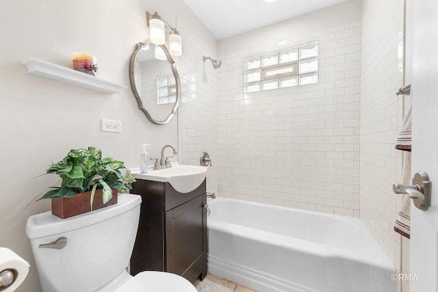 735 S Spring Rd, Elmhurst, IL 60126 - bathroom featuring toilet, tub / shower combination, and vanity