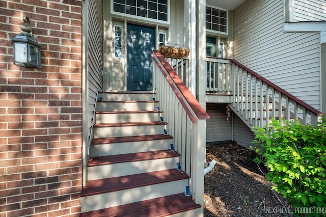 3023 Saganashkee Ln, Naperville, IL 60564 - view of staircase