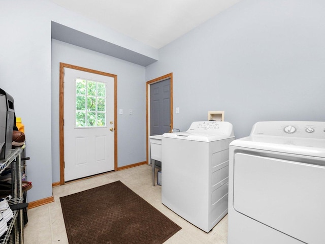 3445 W 114th St, Chicago, IL 60655 - laundry area featuring separate washer and dryer and baseboards